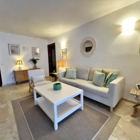 Magnifico Y Amplio Con Terraza * فوينخيرولا