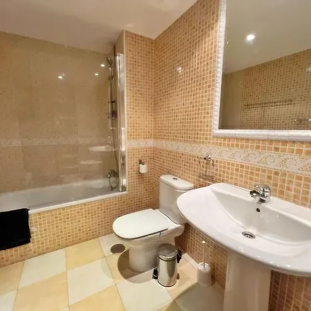 Magnifico Y Amplio Con Terraza דירה